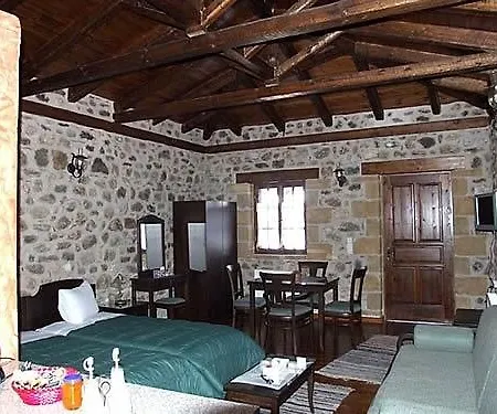 Gasthof Pikoulianika *